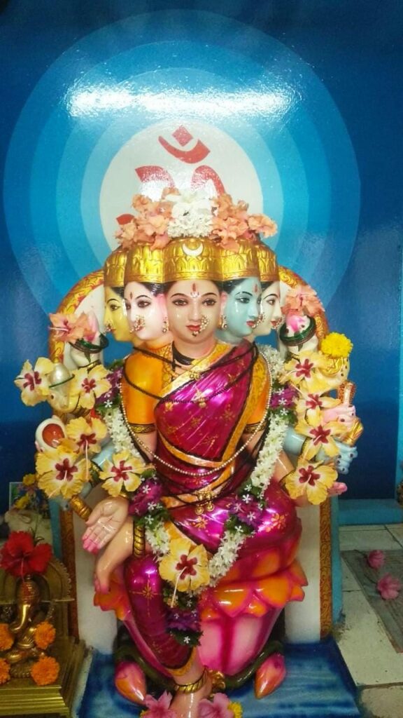 पंचमुखी श्रीगायत्रीदेवी आरती